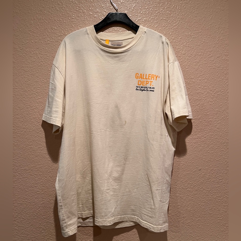 USED Gallery Dept. Drive Thru Tee / Size XL